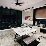 Scarletz Suites Klcc By Luxe Suites